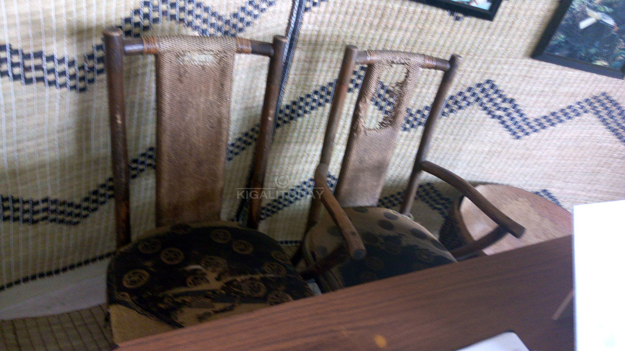 Intebe yakoreshaga zimaze imyaka 50, ubu ziri mu nzu ndanga murage ya Dian Fossey Gorilla Fund Foundation