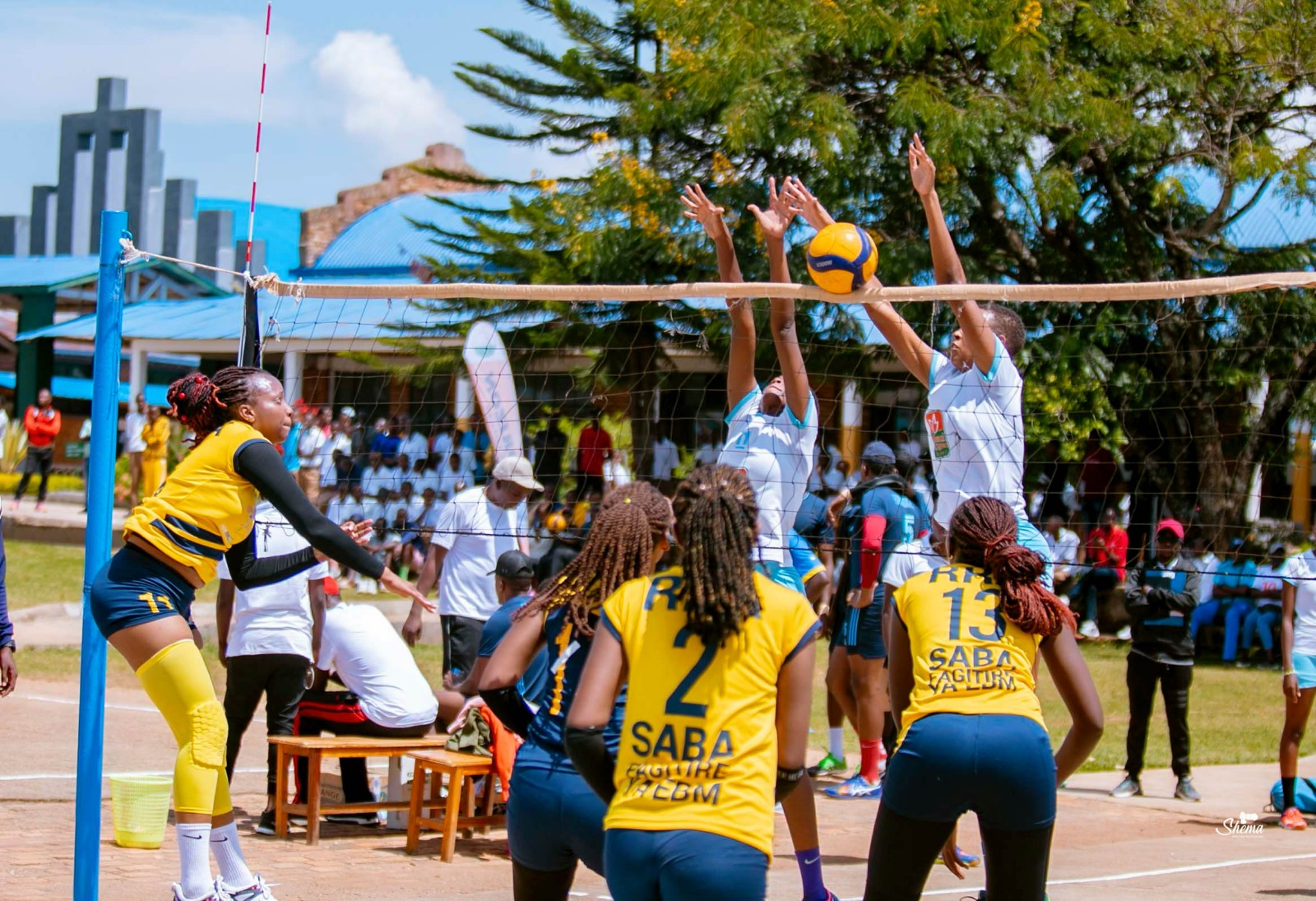 Nzamukosha Olive ahanganye n'ikipe ya Ruhango