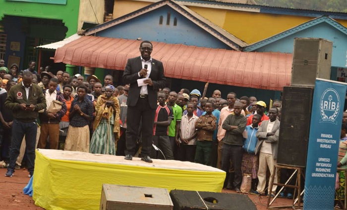 Nzamwita Deogratias uyobora Akarere ka Gakenke na we yishimiye ubwo bukangurambaga