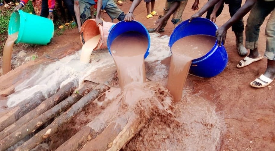 Bamufatanye litiro 2,000 z