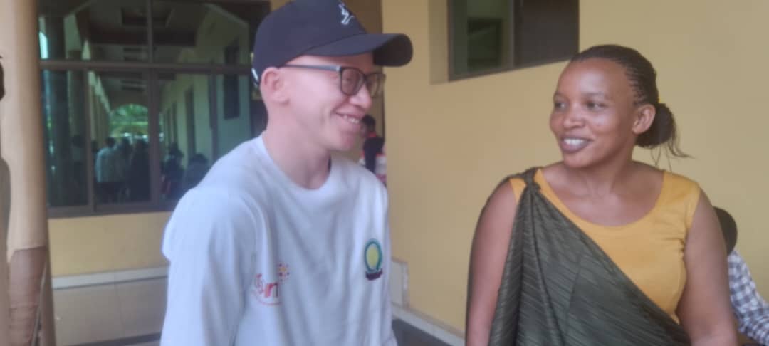 Obed Gasangwa n'Umubyeyi we Murekatete Claudine