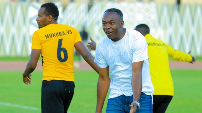 Olivier Ovambe watozaga Mukura yabaye umutoza wa mbere usezerewe mu mwaka wa 2019-2020