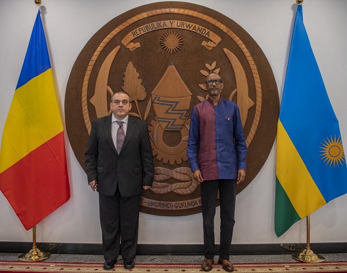 Ambasaderi Dragoş Viorel Radu Ţigău wa Romania yahawe ikaze mu Rwanda