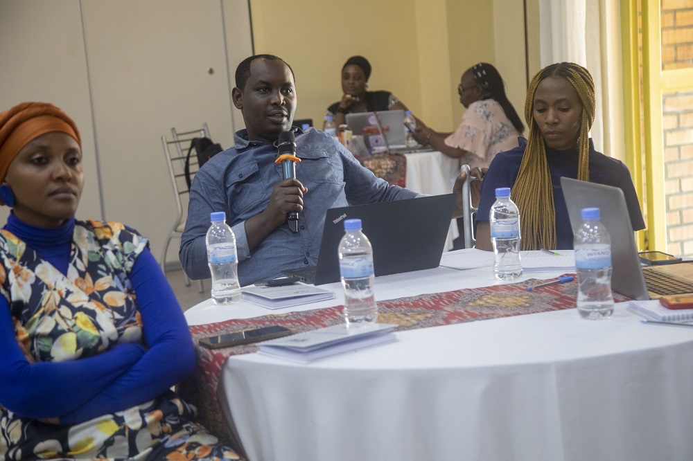 Abitabiriye ibiganiro bahawe umwanya bungurana ibitekerezo