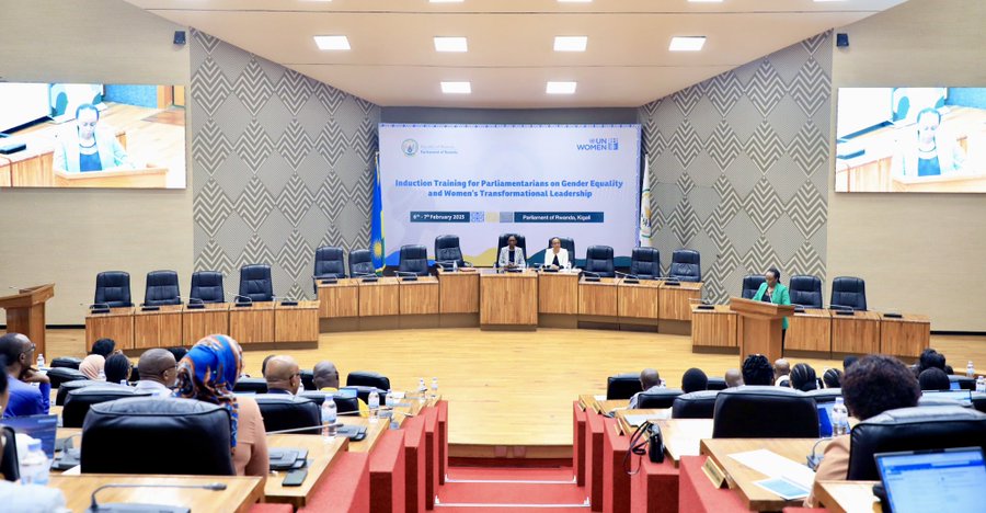 Abadepite mu kiganiro ku ihamwe ry