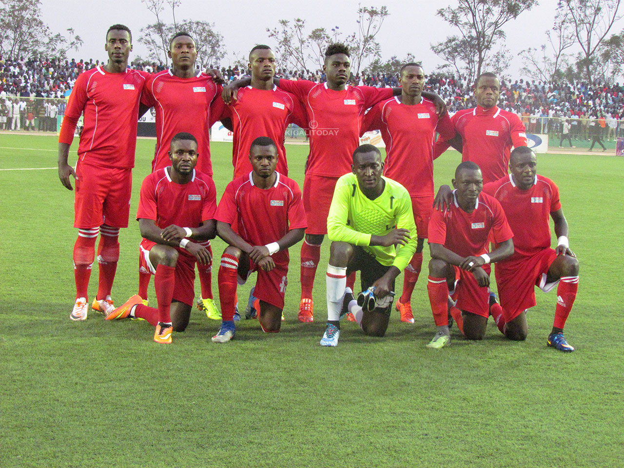 Espoir yabanje mu kibuga