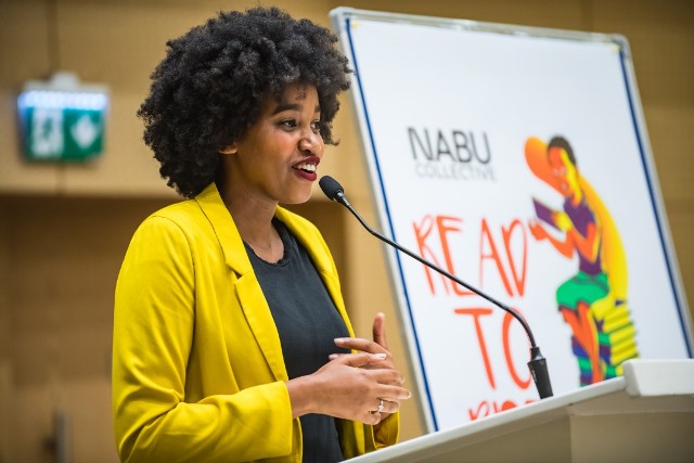 Kwizera Peace Ndaruhutse wabaye igisonga cya mbere cya Nyampinga w'u Rwanda 2016, ni umwe mu banditsi b'ibitabo