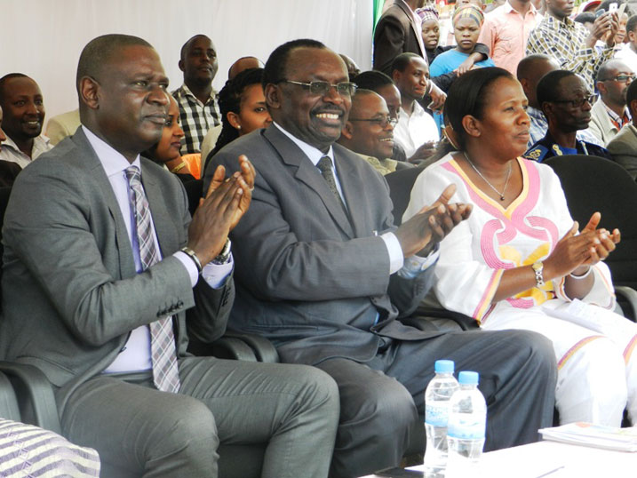 Perezida w'Urugaga rw'Abikorera mu Rwanda, Minisitiri w'Ubucuruzi n'Inganda na Guverineri w'Intara y'Iburasirazuba.