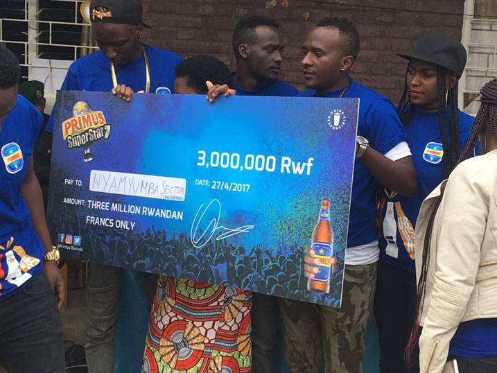 Abahanzi bari muri PGGSS7 bafashije abaturage kubona mitiweri 