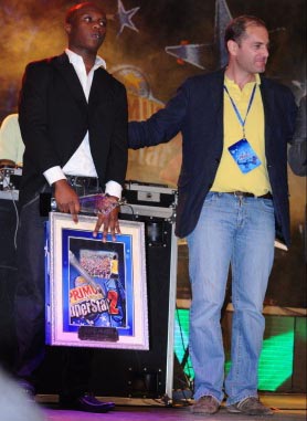 Nyuma yo kwegukana PGGSS, King James yasinye amasezerano yo kwamamariza Bralirwa na Airtel.