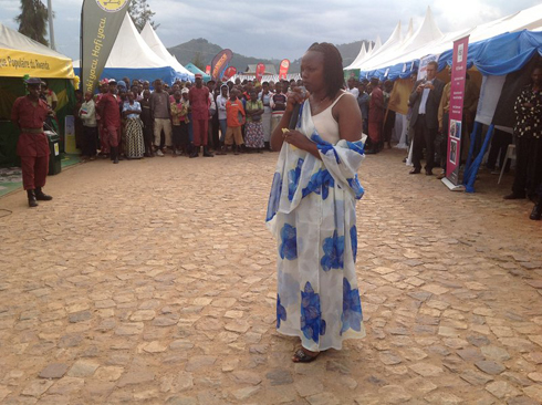 Umuyobozi w'akarere ka Nyamagabe wungirije ushinzwe Imari, Ubukungu n'iterambere unayobora ihuriro ry'abafatanyabikorwa b'akarere, Mukarwego Umuhoza Immaculée.