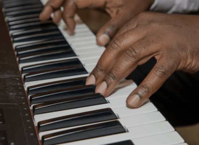 Imicurangire ndetse n