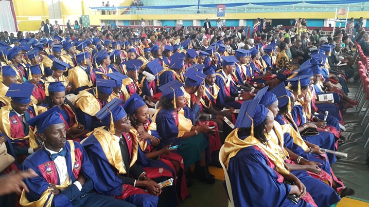 Abarangije muri Kaminuza ya Kigali baracyafite urugendo.