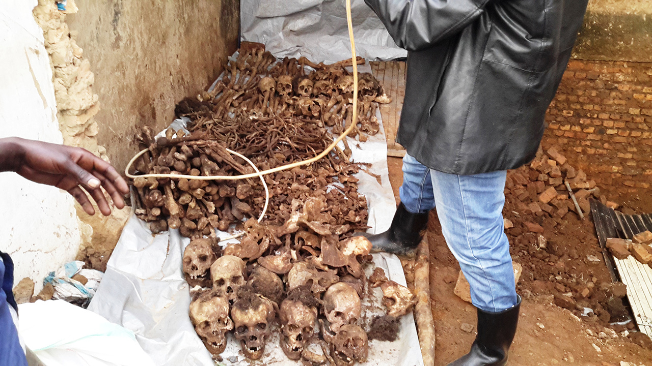 Ibyobo byitwaga CND muri Jenoside byavumbuwe i Kabuga, birimo gutabururwamo imibiri y'Abatutsi babyiciwemo 