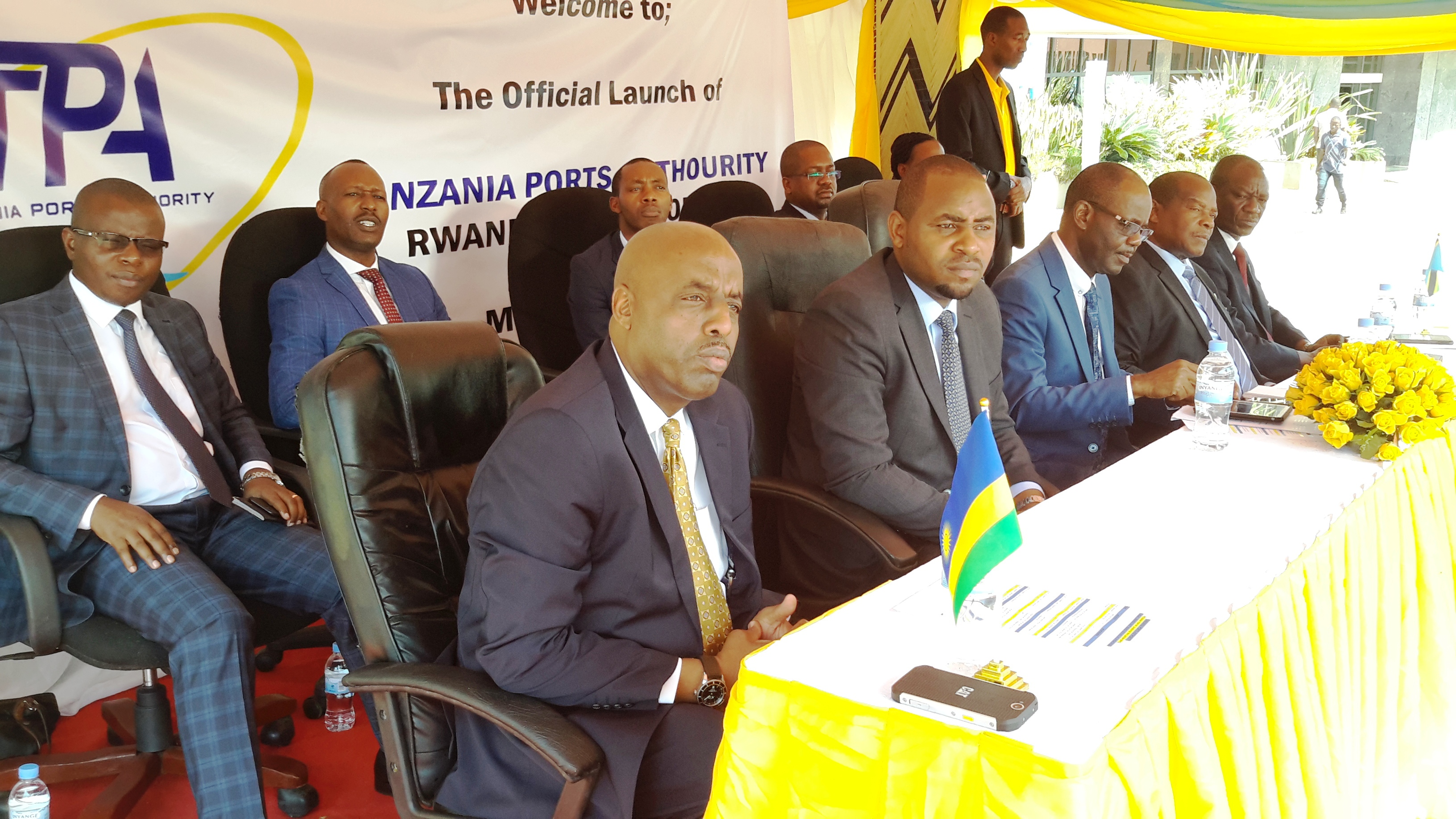 U Rwanda na Tanzania byiteguye gutangiza iyubakwa ry'umuhanda wa Gari ya Moshi