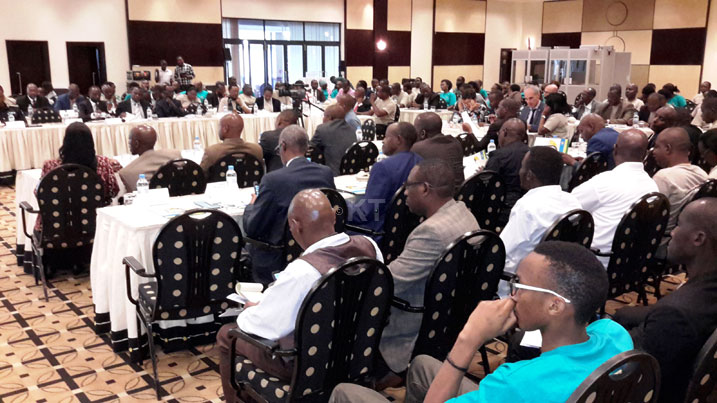 Abafatanyabikorwa b'Urwego rw'Umuvunyi bagaragaje ko ruswa ifite ibyuho byinshi yiniriramo.