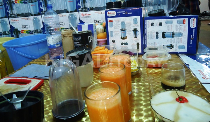 Akamashini gasya buri kiribwa, kakagikoramo imitobe(jus), igikoma(potage) n'ifu.