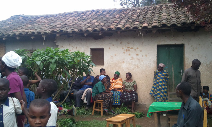 Abaturanyi baguye mu kantu.