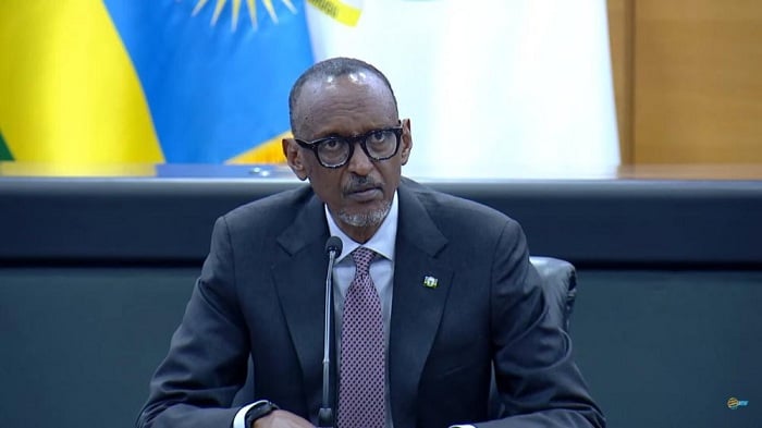Perezida Kagame yasabye abarahiye gushakira amikoro Igihugu