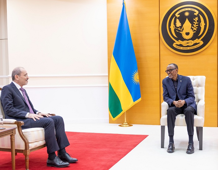 Perezida aganira na Minisitiri Ayman Abdullah Al- Safadi 