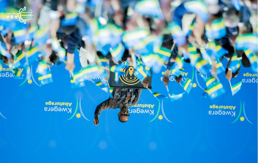 Perezida Kagame yasabye Abanyarwanda kurwanya abashaka kubasubiza muri Jenoside