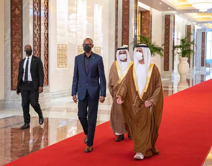 Perezida Kagame yageze i Abu Dhabi 
