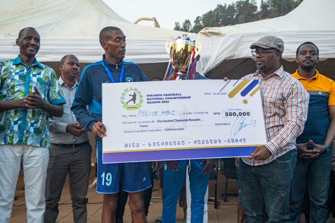 Police HC yisubije igikombe yari ifite