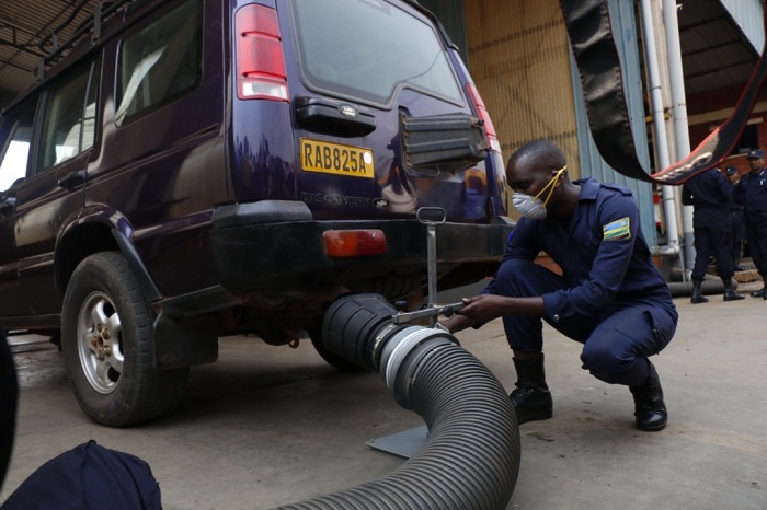 Mu Rwanda gupima imyuka ihumanya birakorwa