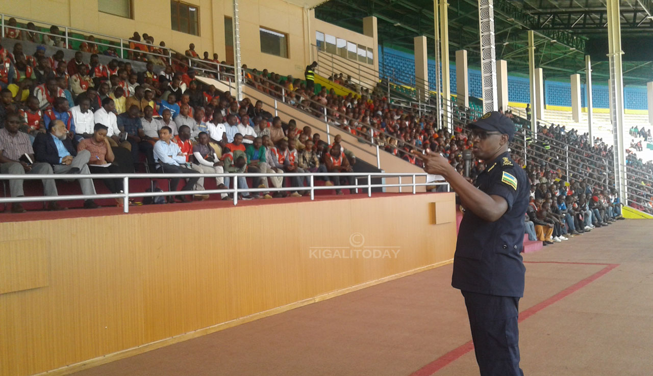 Polisi irasaba abatwara moto kwitonda mu muhanda