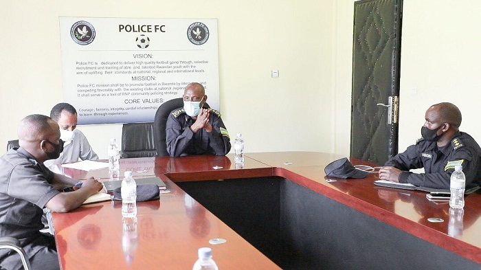 Ihererekanyabubasha ryahise rikorwa ako kanya