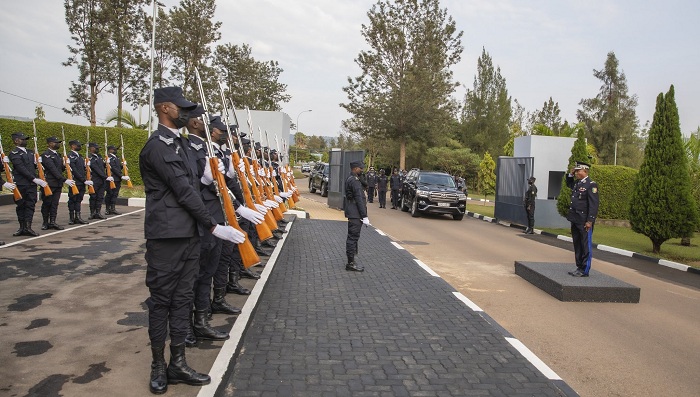 GP Soumaïla Allabi YAYA ubwo yakirwaga na Polisi y' u Rwanda