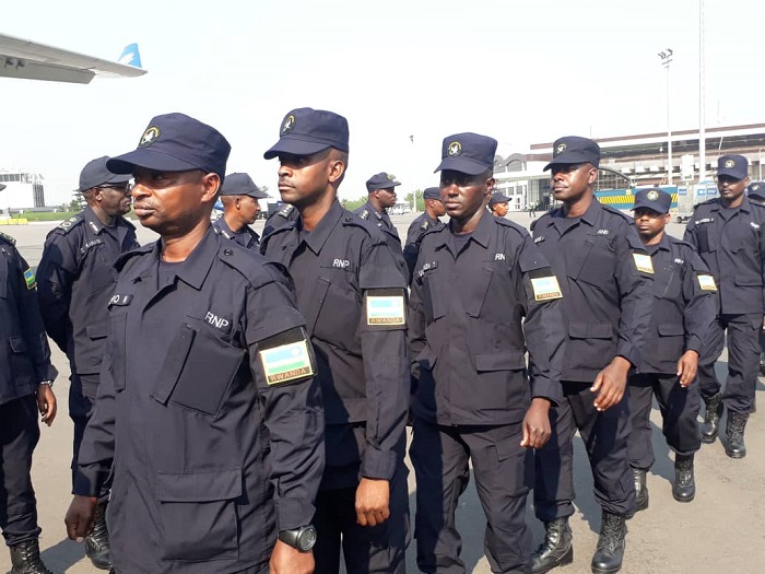Abapolisi bagiye gusimbura bagenzi babo bemeza ko biteguye neza