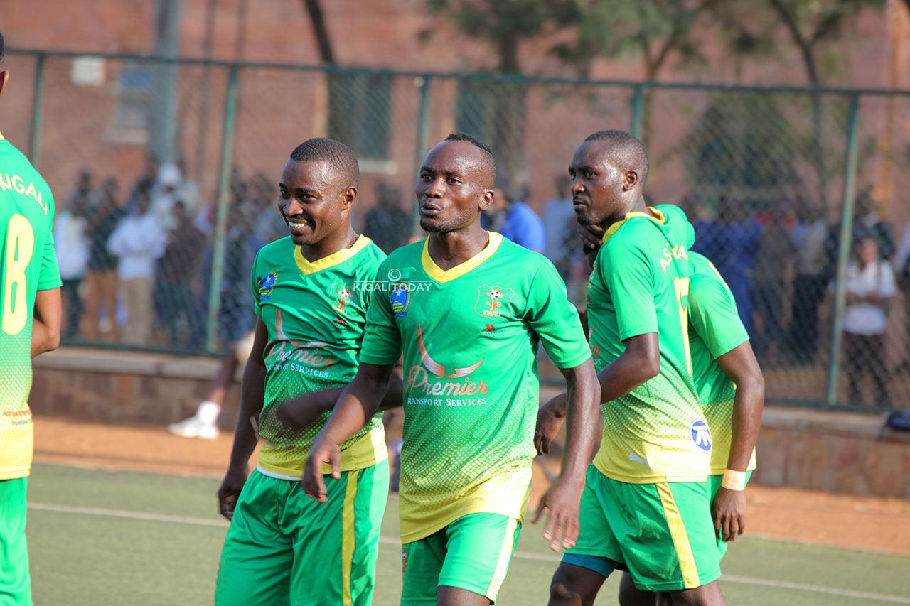 Fuadi Ndayisenga, Mbaraga Jimmy na bagenzi babo bishimira igitego cyo kwishyura