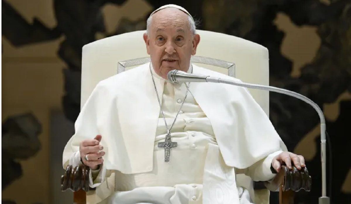 Papa Francis atewe isoni n