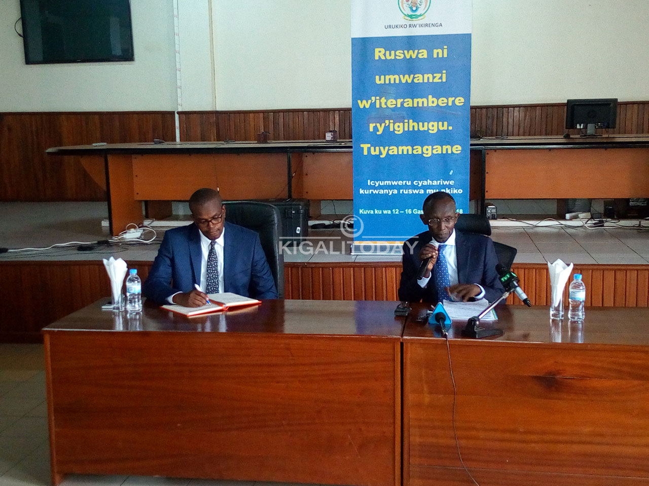 Prof Sam Rugege avuga ko hakiri imbogamizi mu kurwanya ruswa ariko byanze bikunze izatsindwa