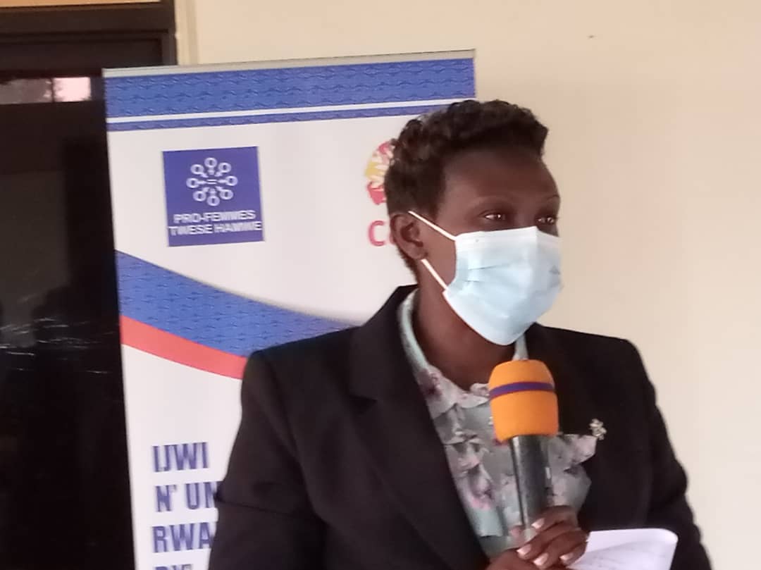 Guverineri w'Intara y'Amajyepfo, Alice Kayitesi