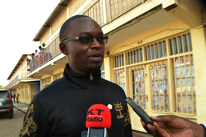 Habarurema avuga ko abafite ibibazo bikomeye byo kubura amafunguro bakomeje gufashwa