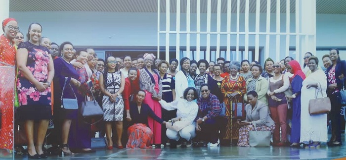 Abagore bakora ubucuruzi bashyiriweho 'ivuriro' nyuma yo guhungabanywa na Covid-19 (iyi ni ifoto yabo yo hambere)