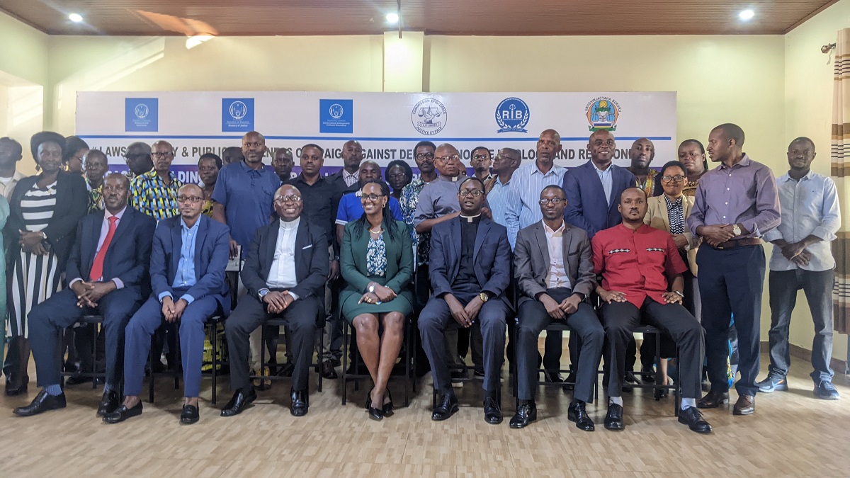 Bahuguwe ku kwirinda imvugo zipfobya Jenoside