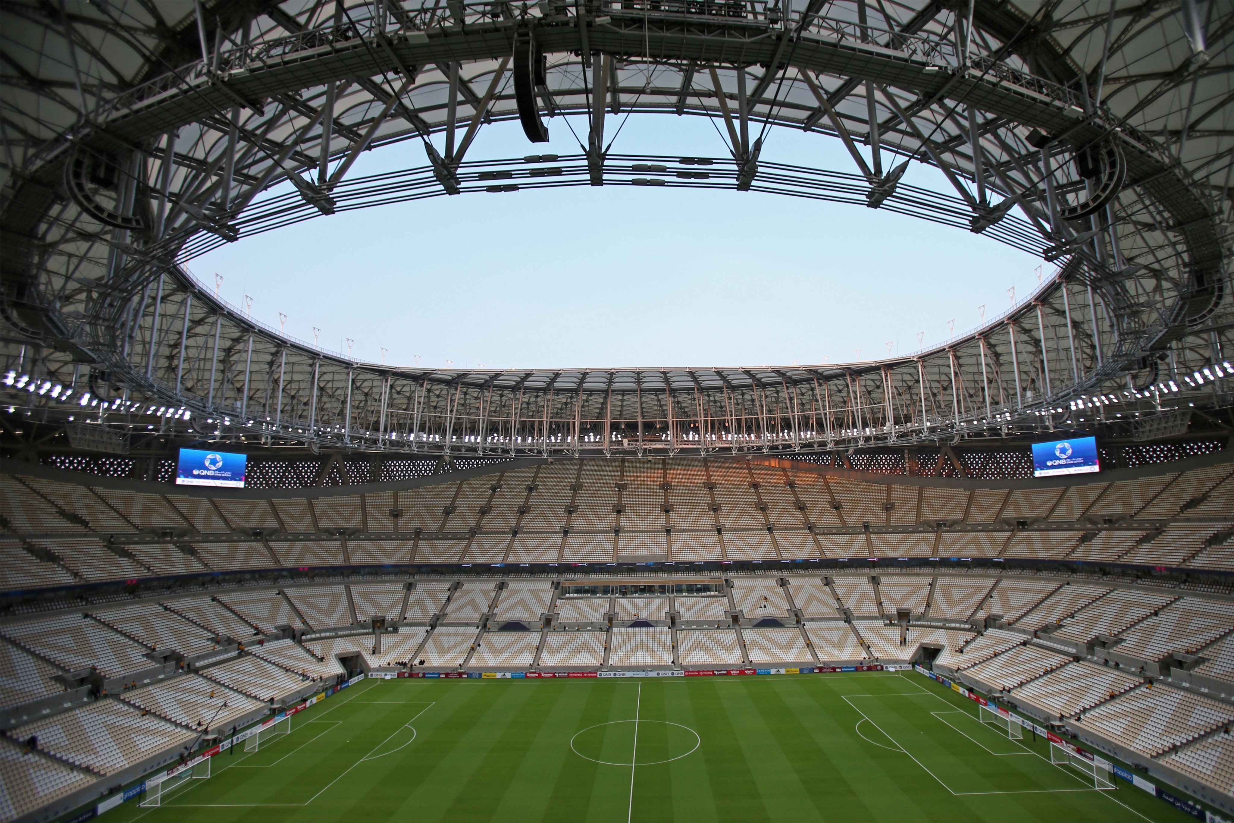 Qatar yashoye arenga miliyari 200 z'amadolari mu bikorwa remezo