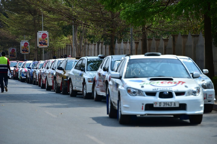 Imodoka icyenda ni zo zitabira iri siganwa ryo kuri uyu wa Gatandatu