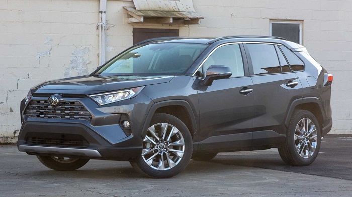 Toyota Rav4 2018 imwe mu modoka zitunzwe na benshi mu Rwanda