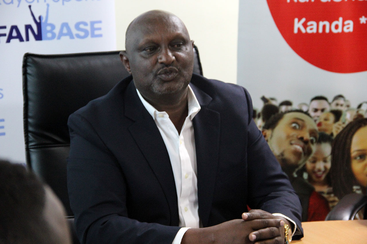 Perezida wa Rayon Sports Paul Muvunyi