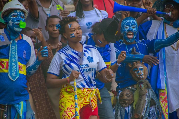 Aba Rayon bari baje gushyigikira ikipe yabo