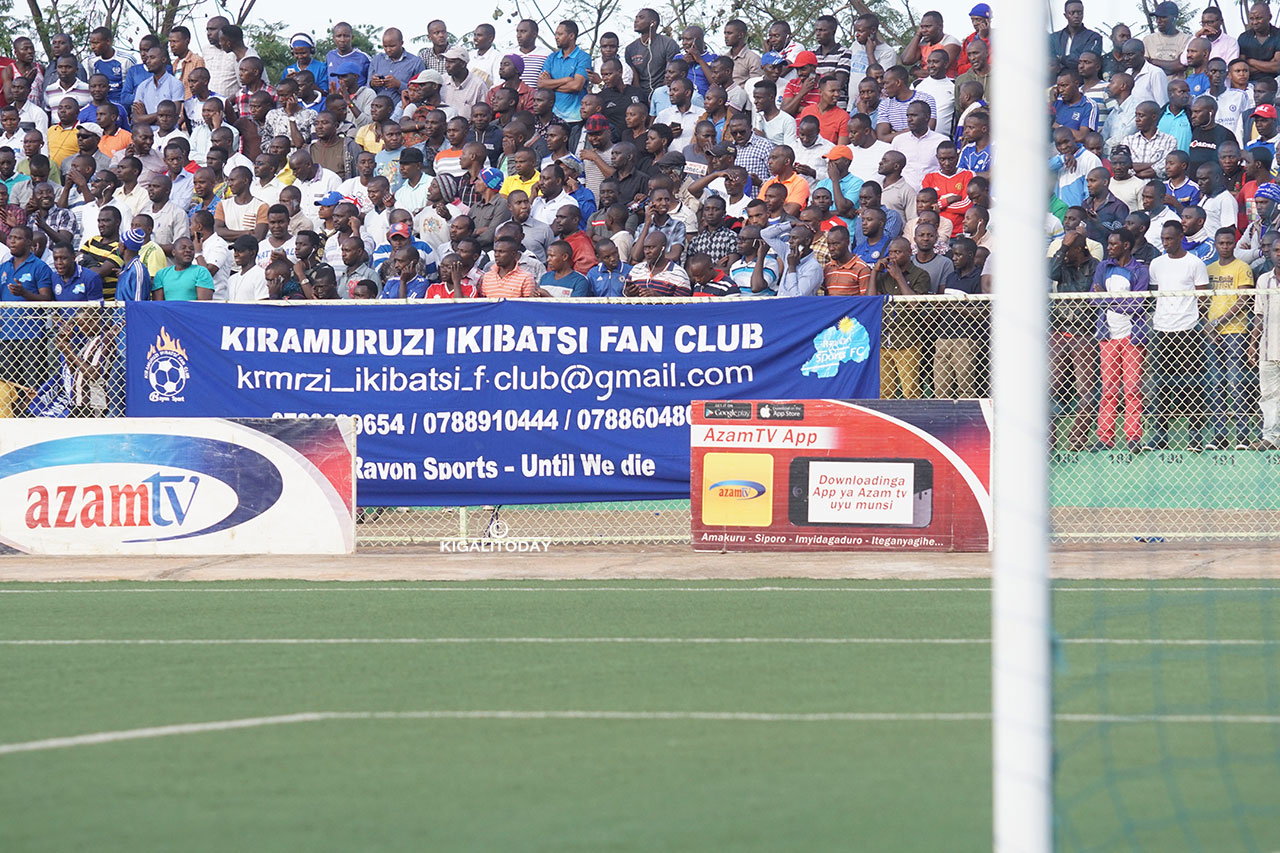 Amatsinda y'abafana yaturutse impande zose