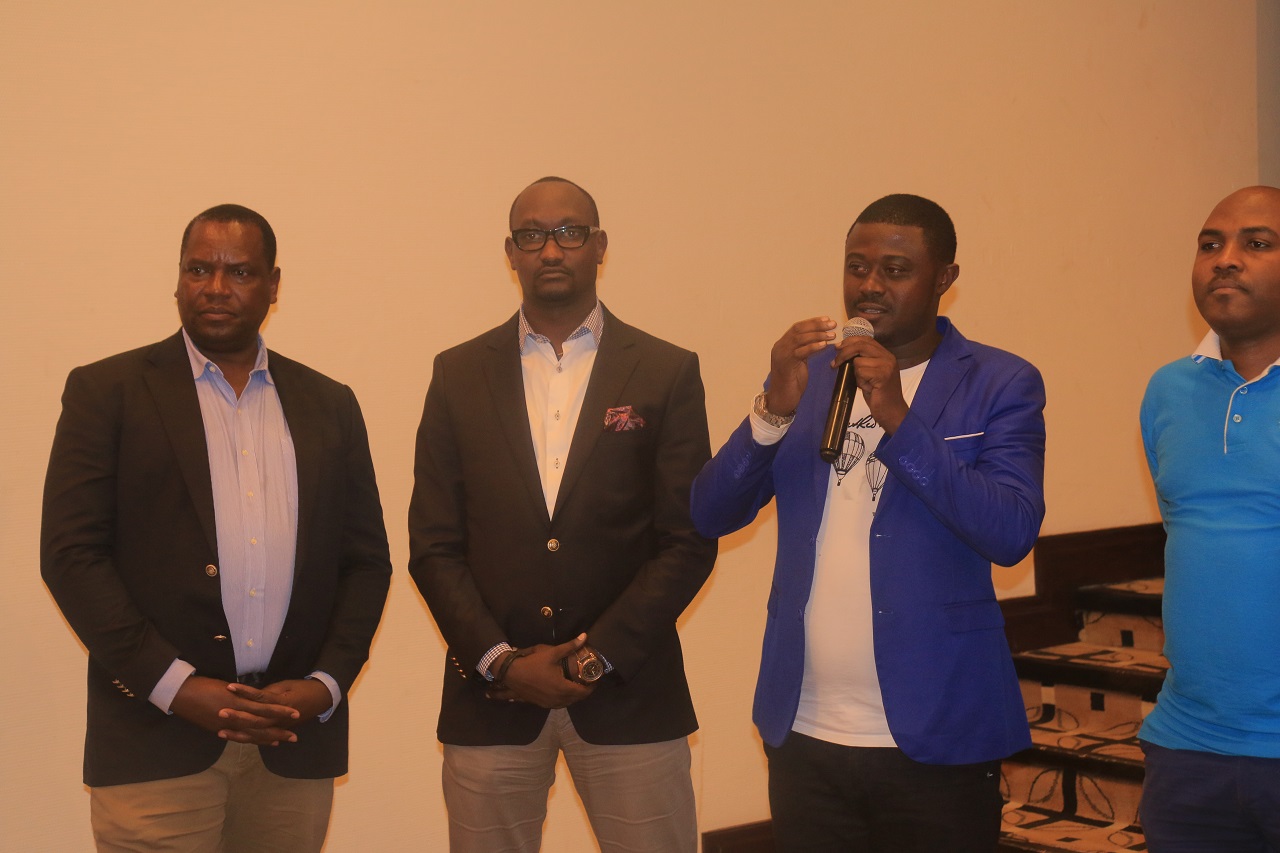 Abakunzi ba Rayon Sports bafite ibikorwa bisaba ubwishingizi bavuze ko bagiye kujya babufatira muri Radiant