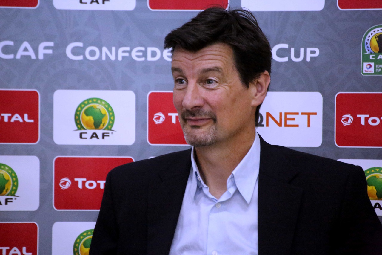 Thierry Froger utoza USM Alger, yavuze ko basanze Emery Bayisenge ntacyo yabafasha