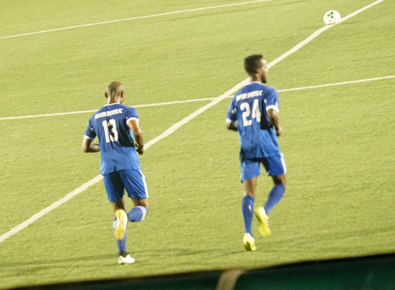 Djamal Mwiseneza na Nova Bayama bagiyemo basimbuye