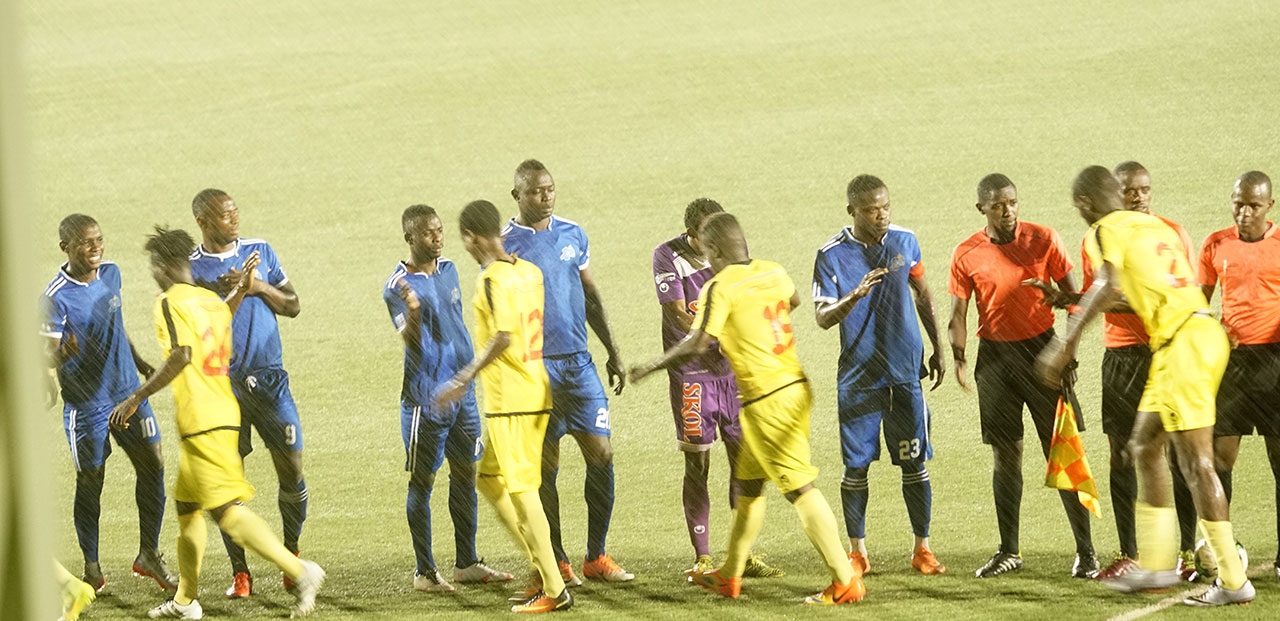 Basuhuzanya mbere y'umukino