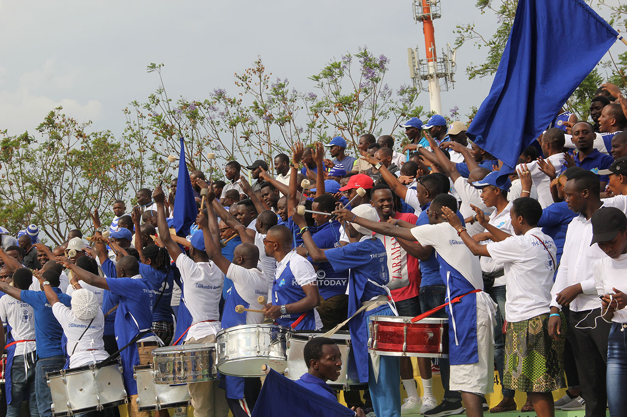 Abafana ba Rayon Sports bakomeje guhabwa ibyishimo n'ikipe yabo